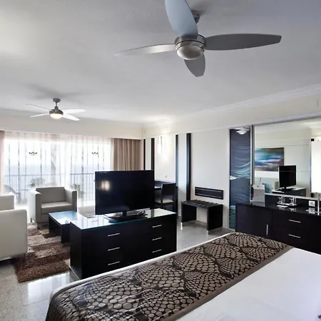 ホテル Riu Nautilus - Adults Only 4*