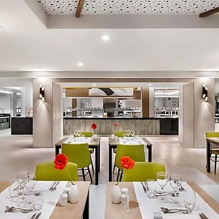 Riu Palace Nautilus - Adults Only فندق توريمولينوس