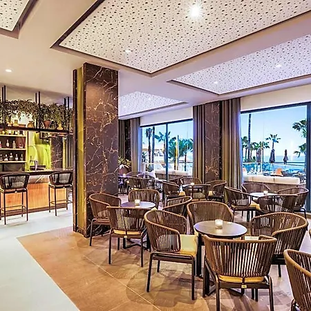Riu Palace Nautilus - Adults Only 4* توريمولينوس