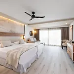 ホテル Riu Palace Nautilus - Adults Only トレモリノス